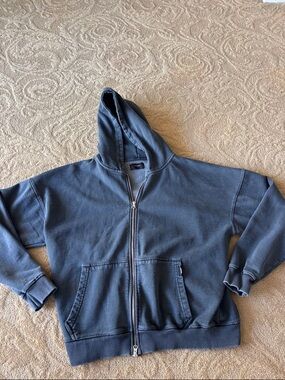 HOURS brand. Zip up hooded jacket. 💯 % cotton. Size large